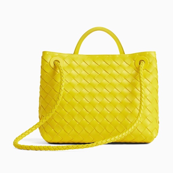 New Bottega Veneta Andiamo Small Leather Tote - Picture 2 of 4